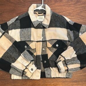 Ashley By 26 International Plaid Cropped Bomber Jacket - Black and Tan